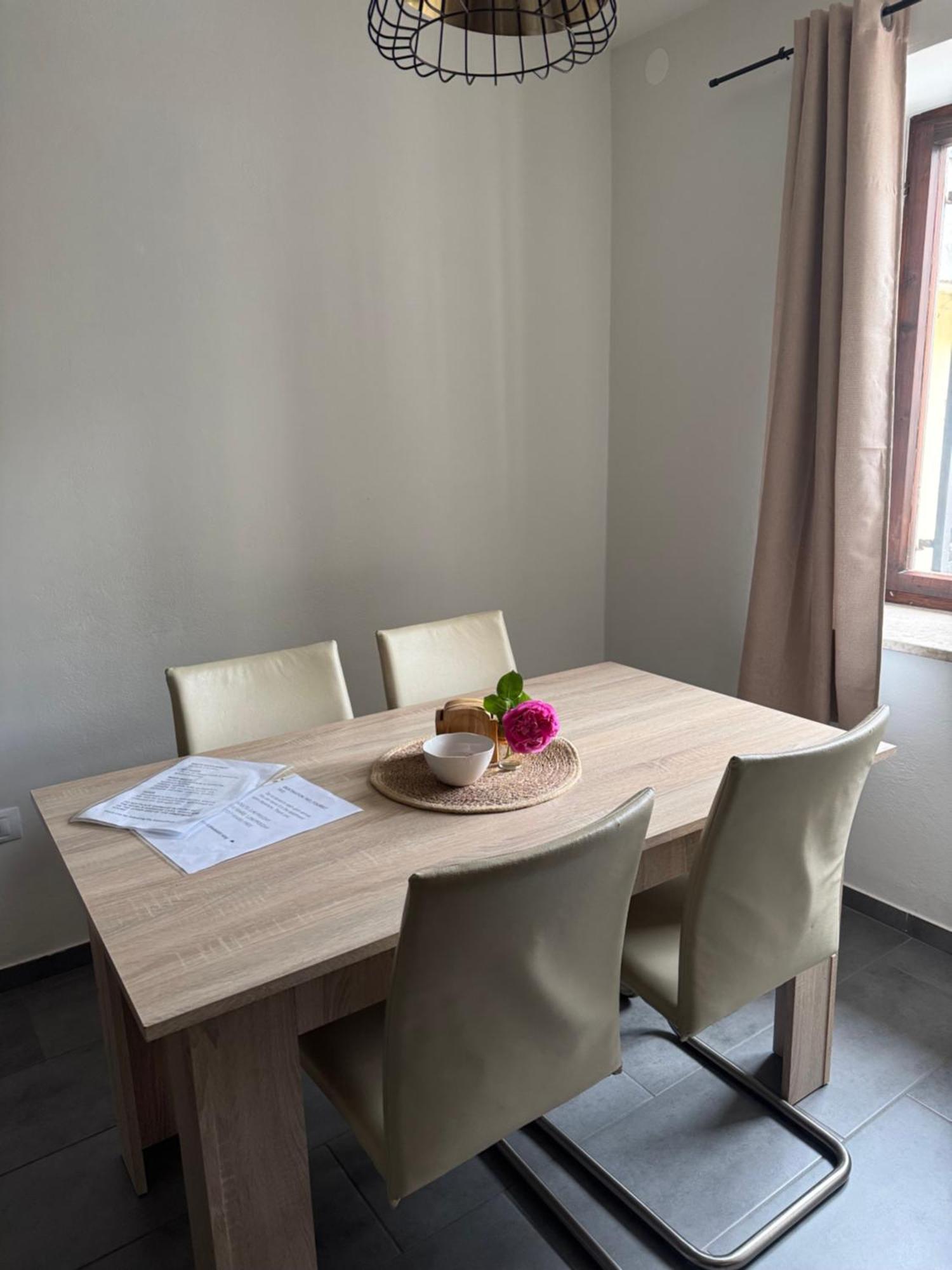 Old Square House - Hisa Na Starem Trgu Apartment Tolmin Exterior photo